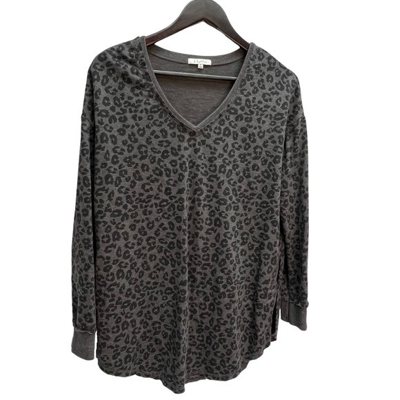 Z Supply Black/Grey Leopard Print French Terry V-Neck Sweatshirt Size XS - Picture 2 of 13